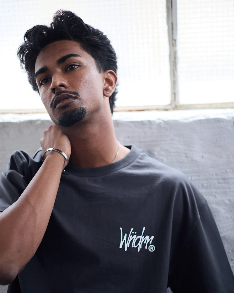 WNDRR Scorpion Box Fit Tee Faded Black
