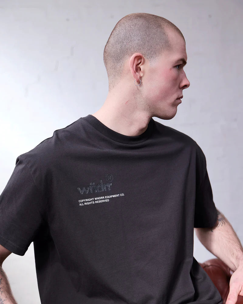 WNDRR Syndicate Box Fit Tee Faded Black